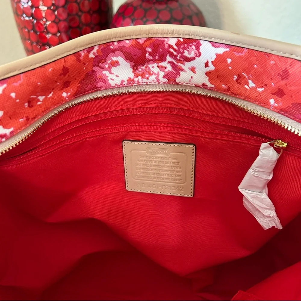 Coach Red and Pink Payton Floral Print Zip Top Tote Bag MSRP $328 - Picture 14 of 16
